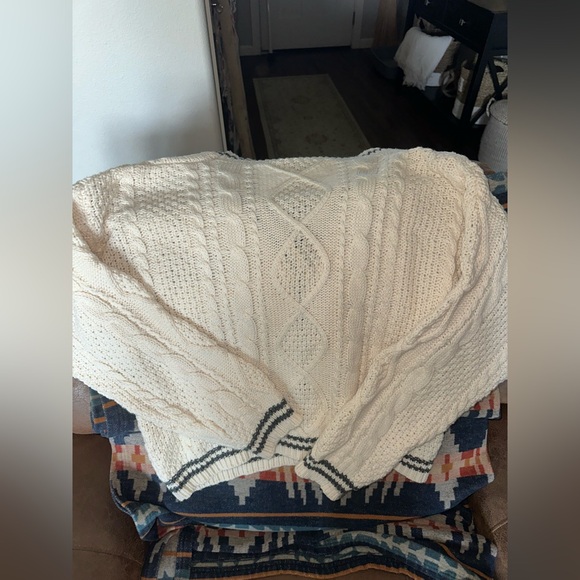 Taylor Swift Folklore cardigan - Picture 6 of 6